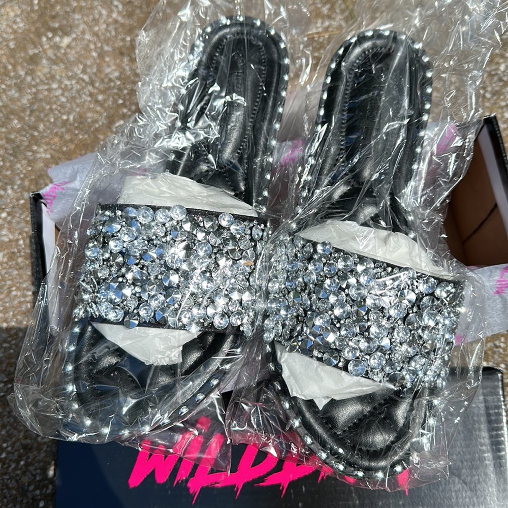 Wild Diva black with jewels slides. New in box.